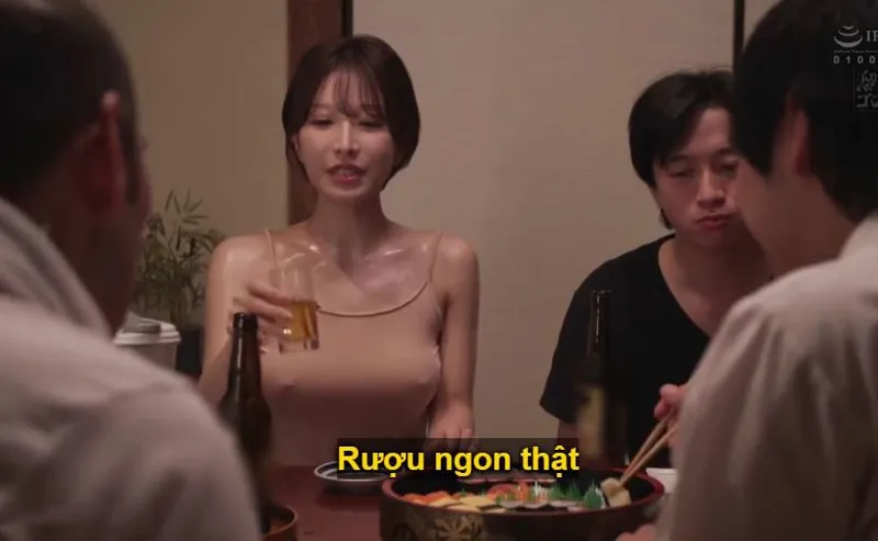 Bà xã gạ nắc cả gia đình gã chồng vì anh xã dẫn về quê rồi bỏ bê nứng lồn sml